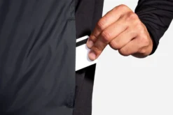 Brooks Men's Fusion Hybrid Jacket (211299) -Saucony || BROOKS || Hoka Shop 211299 001 D2 Fusion Hybrid Jacket scaled