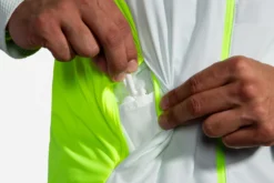 Brooks Men's Carbonite Vest - Icy Grey/Black/Nightlife (211358030) -Saucony || BROOKS || Hoka Shop 211358 030 D4 Carbonite Vest scaled