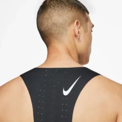 Nike Men's Aeroswift Singlet (CJ7835) -Saucony || BROOKS || Hoka Shop CJ7835 010 PHSYM002