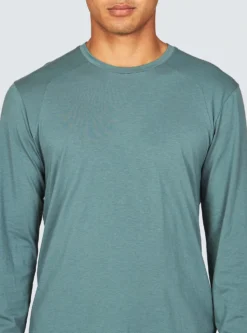 Janji Men's Runterra Long Sleeve Tee (MT07A) -Saucony || BROOKS || Hoka Shop JANJI FW20 M Runterra LS PLT 04 2048x2048 3e72f48a a077 4fa8 a949 47b615b37224