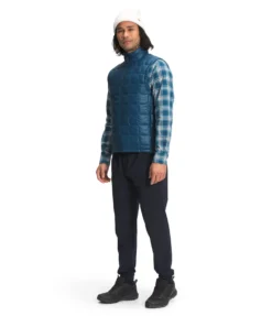The North Face Men's Thermoball Eco Vest 2.0 - Monterey Blue (NF0A5GLOBH7) -Saucony || BROOKS || Hoka Shop NF0A5GLO BH7 model34