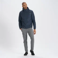 Vuori Men's Daybreak Windbreaker - Indigo (V523IND) 7 Vuori Men's Daybreak Windbreaker - Indigo (V523IND) -Saucony || BROOKS || Hoka Shop V523IND 5 1890x 093b7fdc 8f83 4d88 87a4 3c70459e61c5