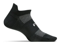 Feetures! High Performance Ultra Light No-Show Tab Running Socks - Black (FA5501)