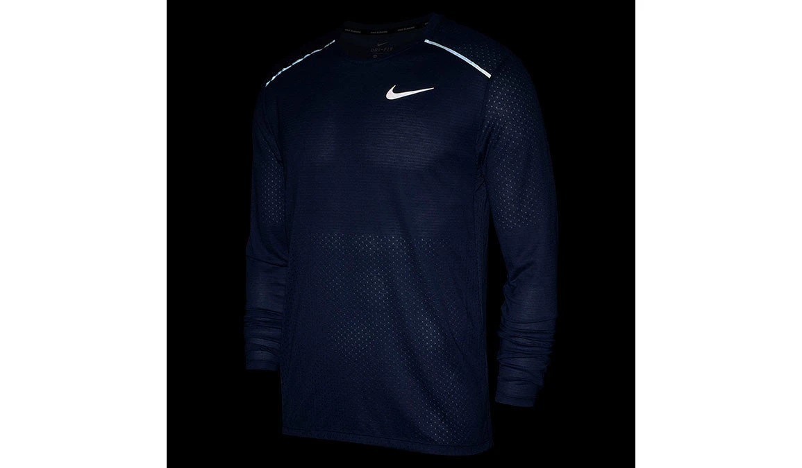 Nike Men's Breathe Rise 365 LS Tee - Sanded Purple (AQ9923-557) 4 Nike Men's Breathe Rise 365 LS Tee - Sanded Purple (AQ9923-557) - Image 4